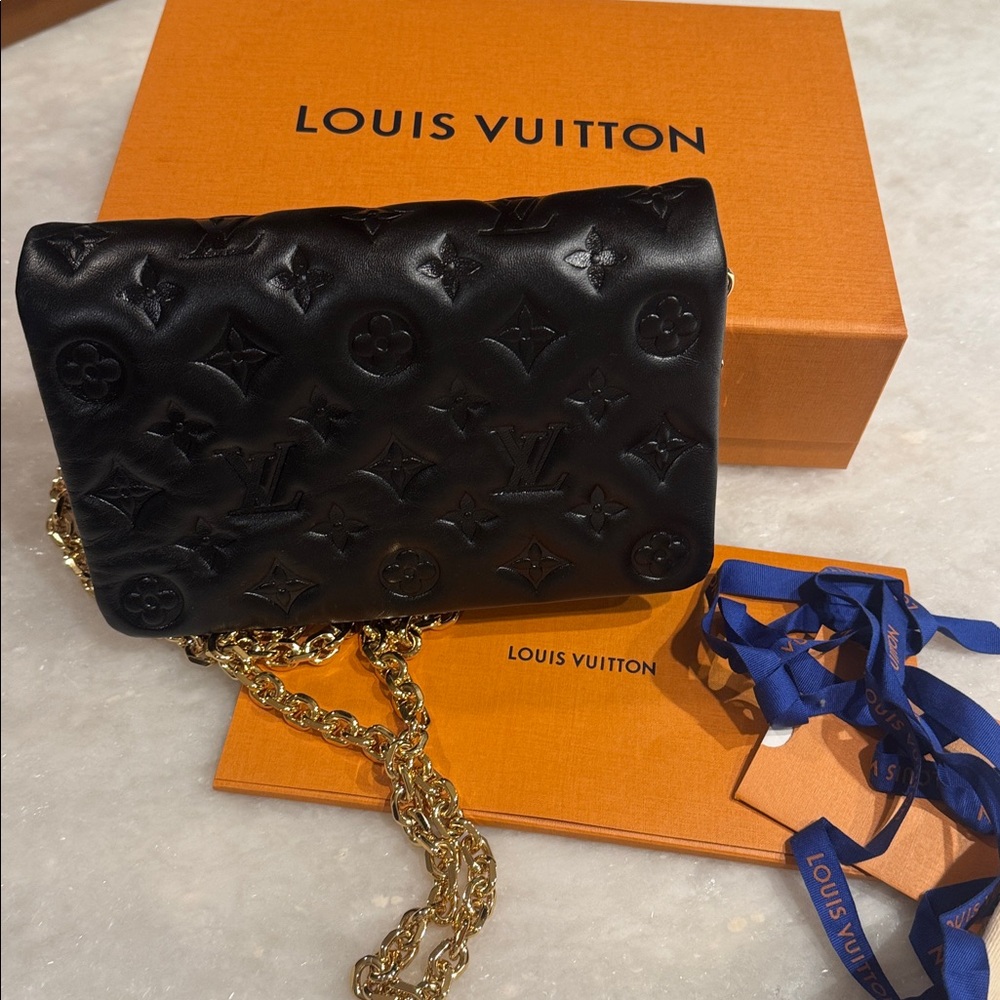 New Louis Vuitton Pochette Coussin Black Embossed Lambskin Leather Crossbody luv - Picture 9 of 9